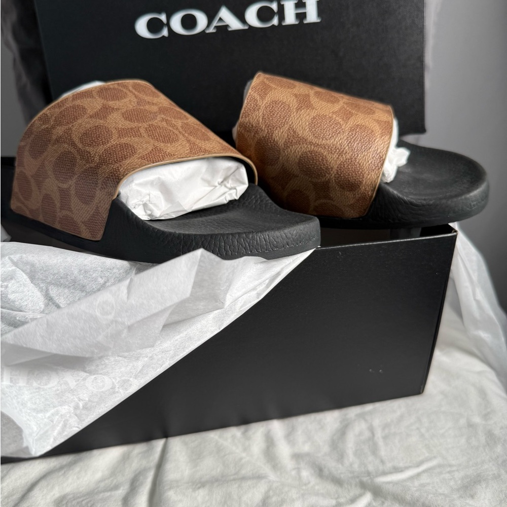 Coach Men's Tan and Black Slide Sandals